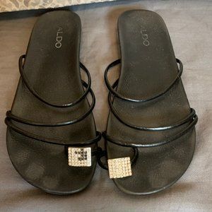 Size 9.5 Women's Aldo Sandals - Pre-Loved